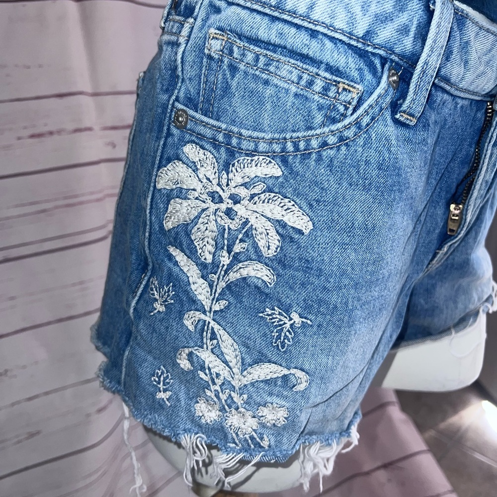 Lucky Brand embroidered floral shorts